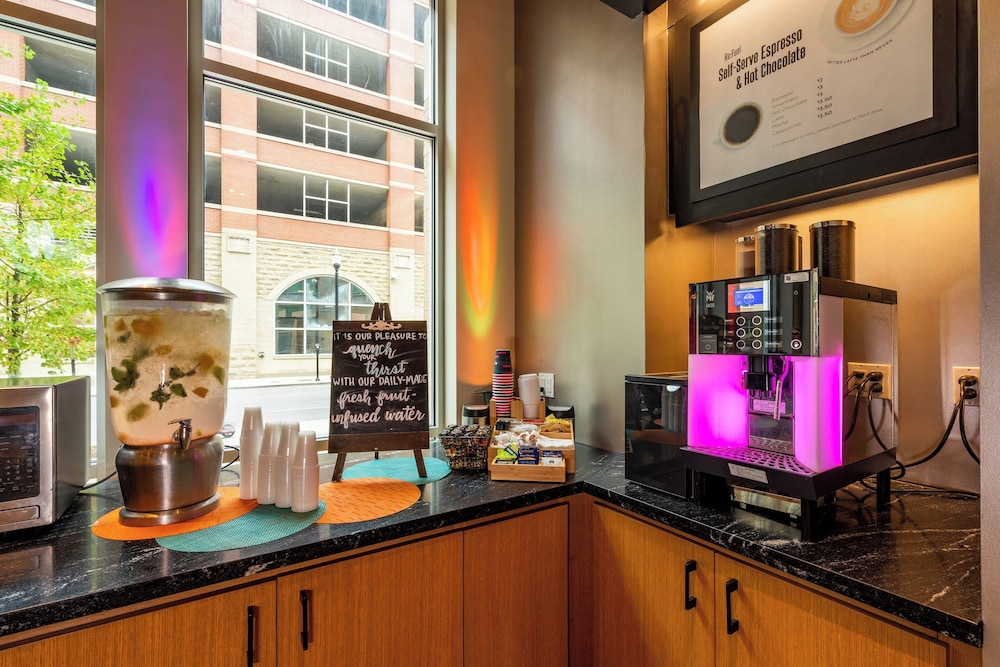 Aloft Louisville Downtown - photo 28