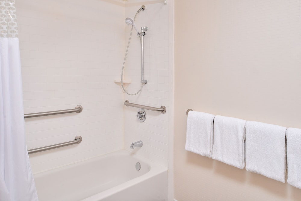 Hampton Inn Daytona Ormond Beach - photo 20
