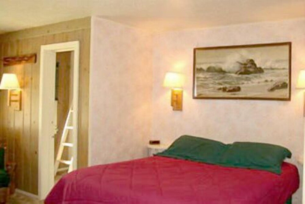 Brundage Inn - photo 4