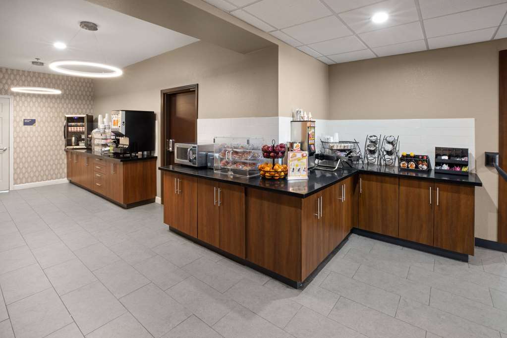 Microtel Inn & Suites by Wyndham Buda Austin South - photo 25