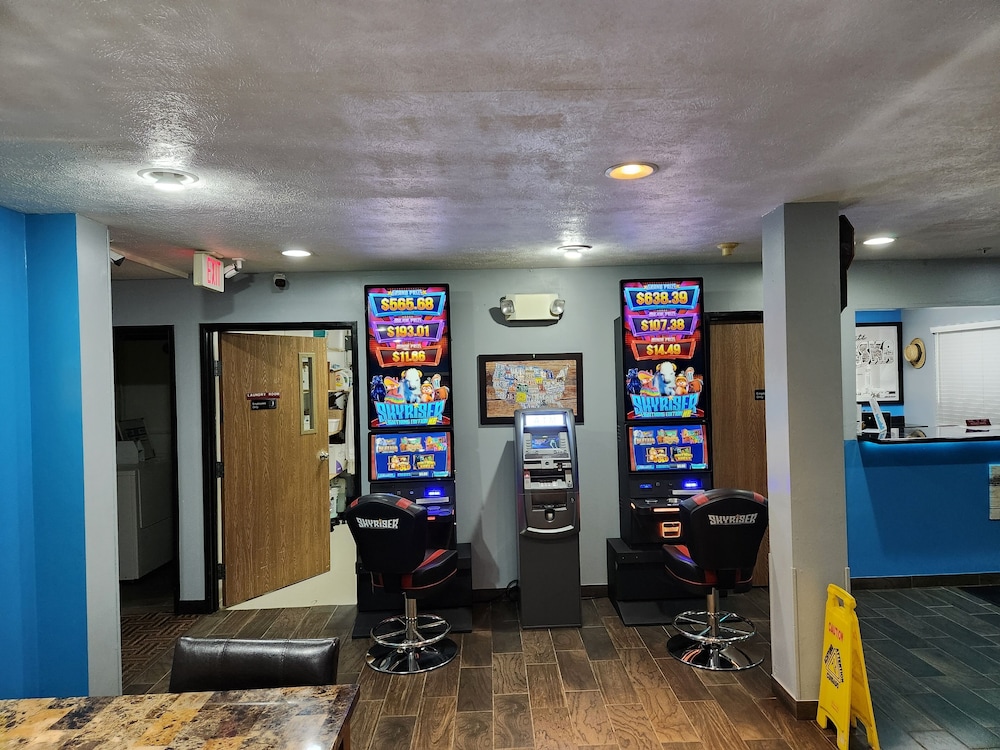 Super 8 by Wyndham Crete - photo 3