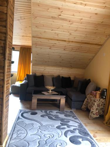 Keti Ciklauri Guest House