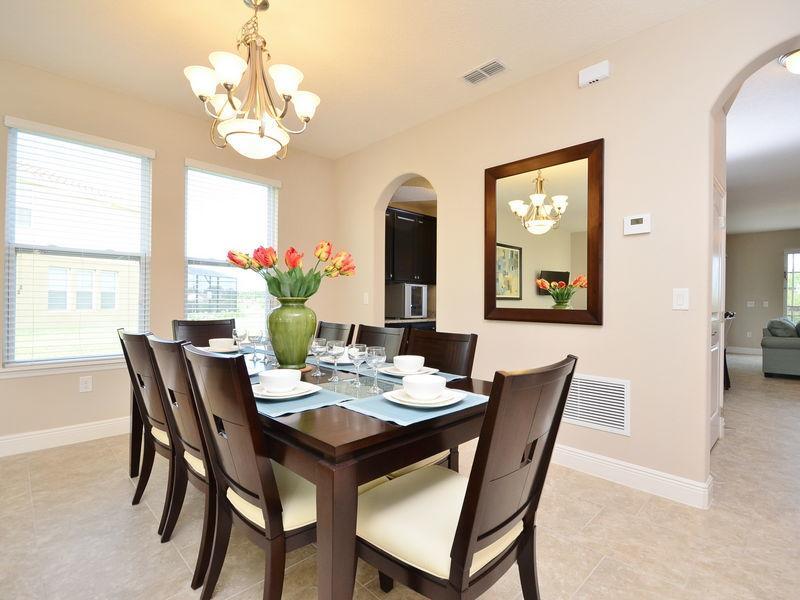 Luxury 7 Bedroom 5.5 Bedroom Vacation Home In Solterra Resort - photo 23