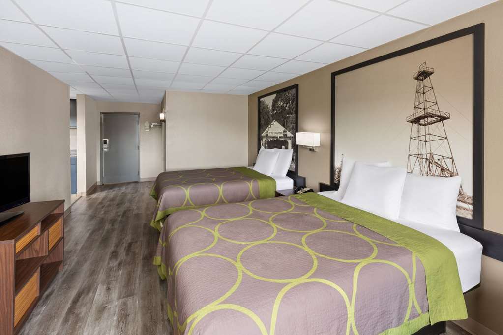 Super 8 by Wyndham Buffalo - photo 2