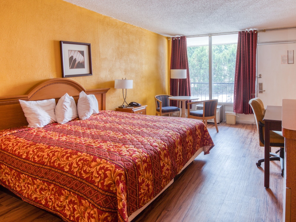 Knights Inn Forest Park in Forest Park, United States