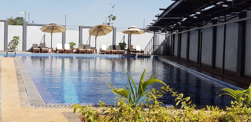 Lymack Suites — 4-Star Luxury Hotel in Nairobi, Kenya