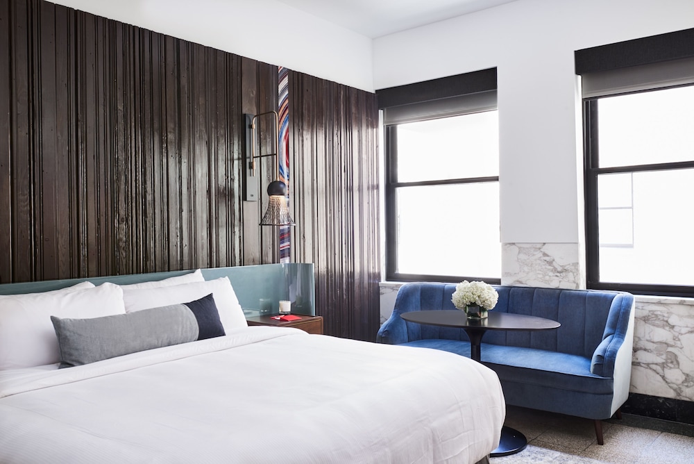 Detroit Foundation Hotel - photo 3