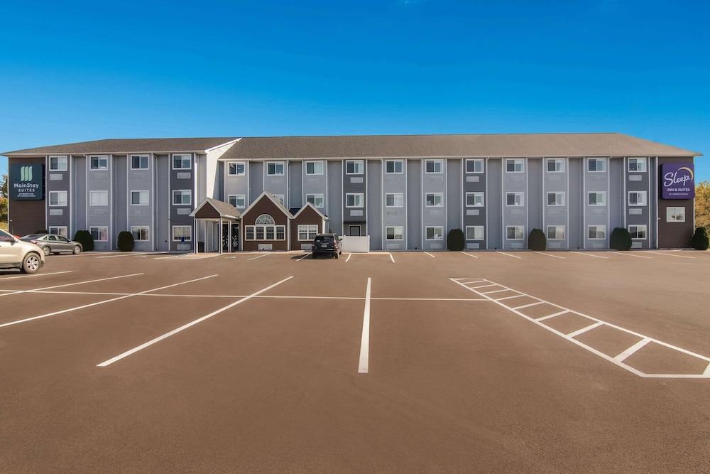 MainStay Suites Clarion PA near I 80 - photo 41
