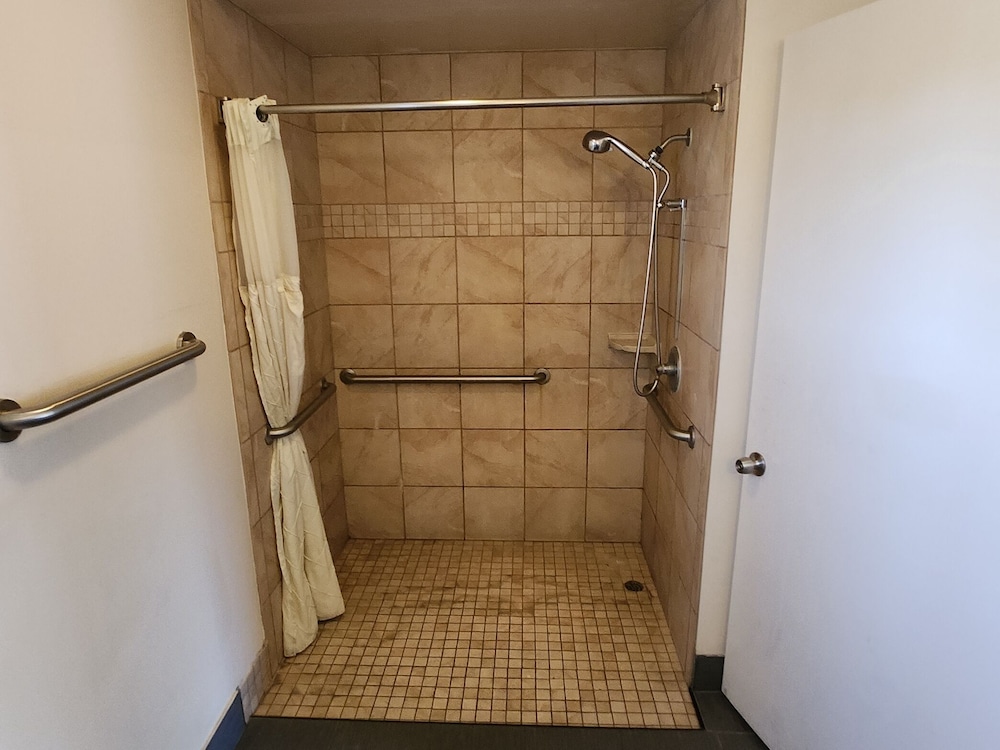 Vince's Motel Inc. - photo 27