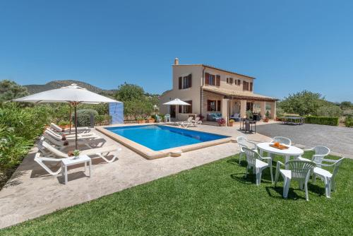 Tenja in Sant Llorenc Des Cardassar, Spain