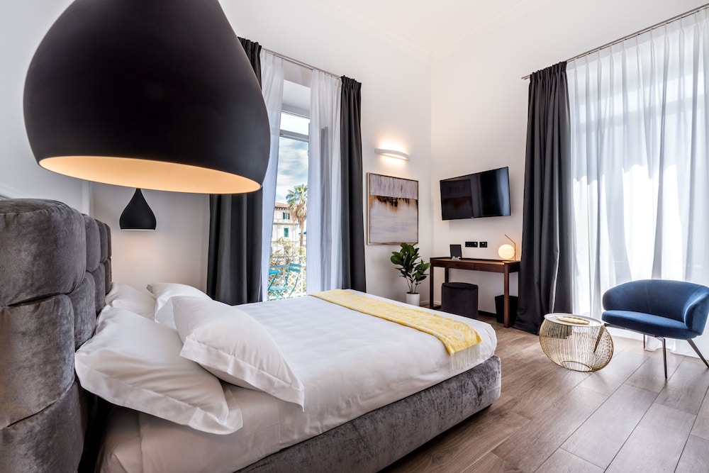 La Spezia by The First — hotel in La Spezia