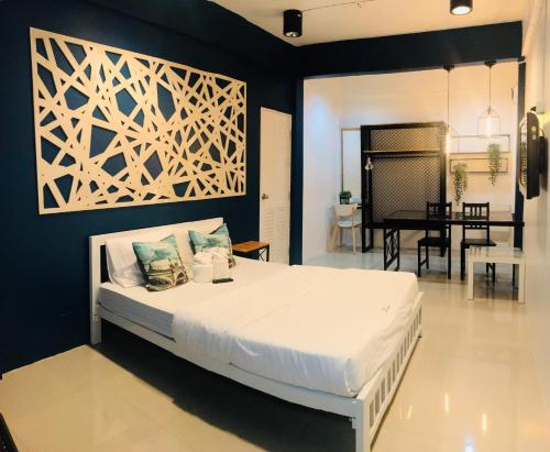 Charoenpong Apartment