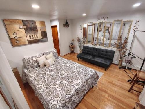 Cozy Apartment With A Scenic View 22007782 — Johnstown