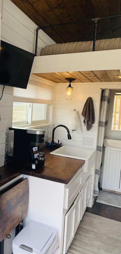 Trail and Hitch Tiny Home Hotel and RV - photo 59