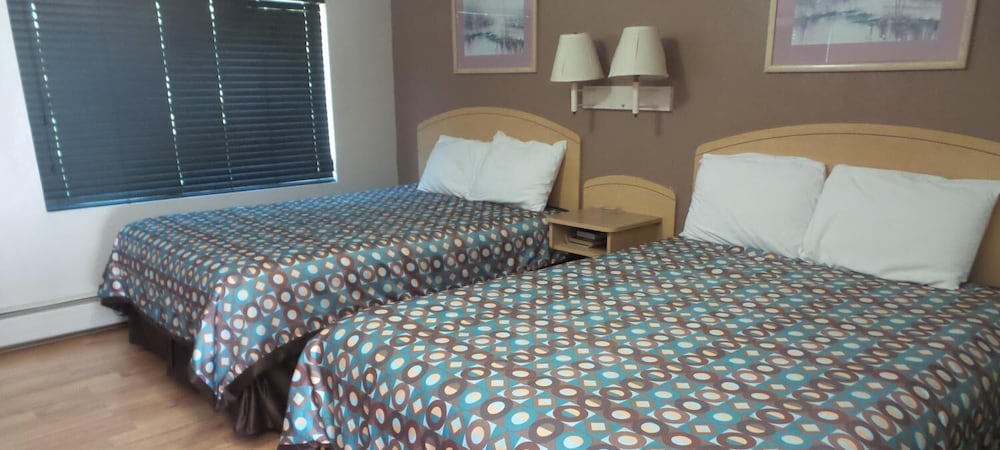 River's Edge Motel - photo 4