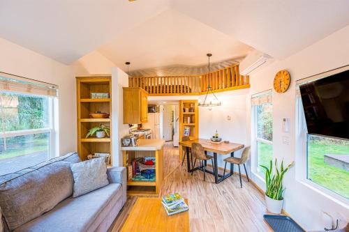 Beaver’s Den Private Cozy Experience — Beaver — photo 4