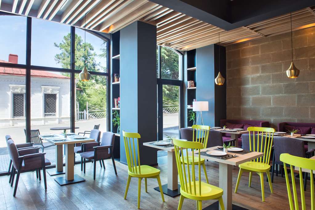 Cafe Tizziani