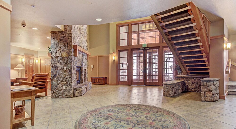 Passage Point at Center Village by Copper Mountain Lodging - photo 2