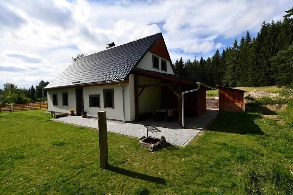 Chalupa Jiřík - carbon neutral hotel in Volary