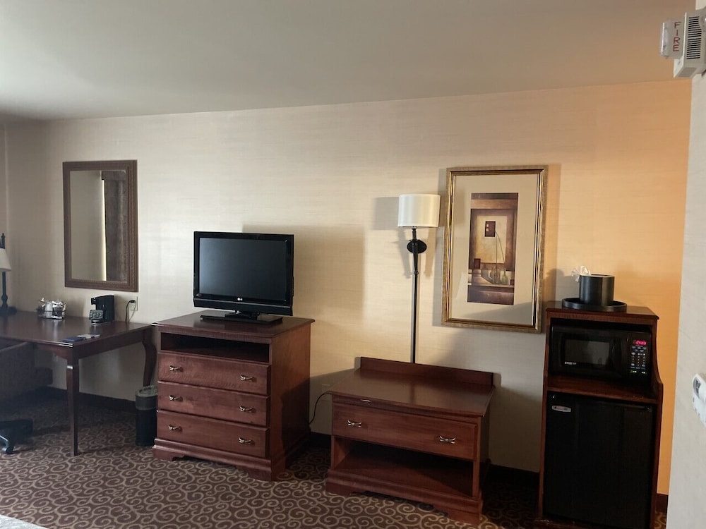 Hampton Inn Rawlins - photo 16