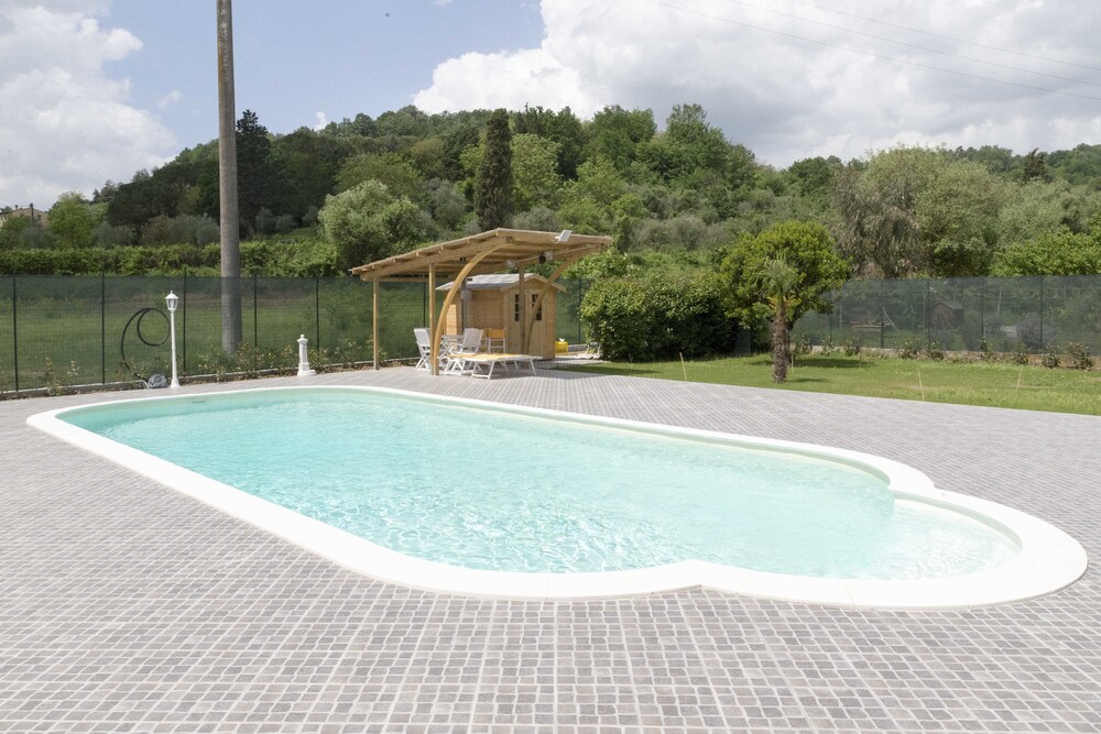 CasaLina — 5-Star Luxury Hotel in Fucecchio, Italy