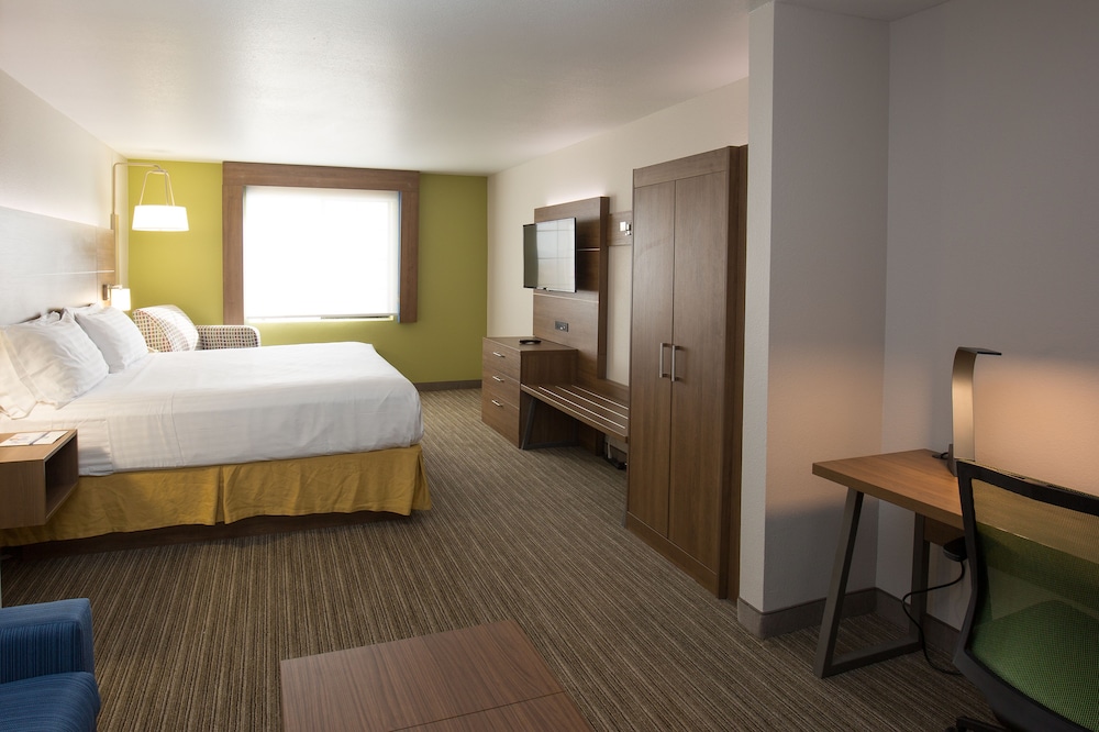 Holiday Inn Express Hotel & Suites Hesperia an IHG Hotel - photo 4