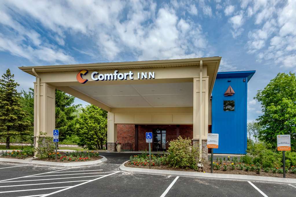Comfort Inn Ellsworth Bar Harbor - photo 3