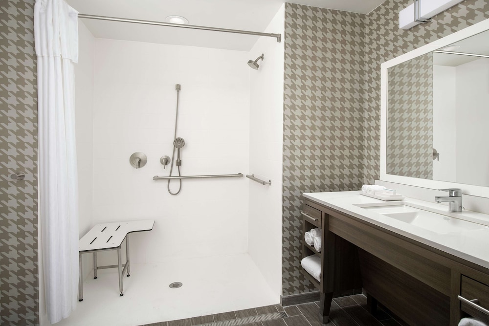 Home2 Suites by Hilton Asheville Biltmore Village - photo 27