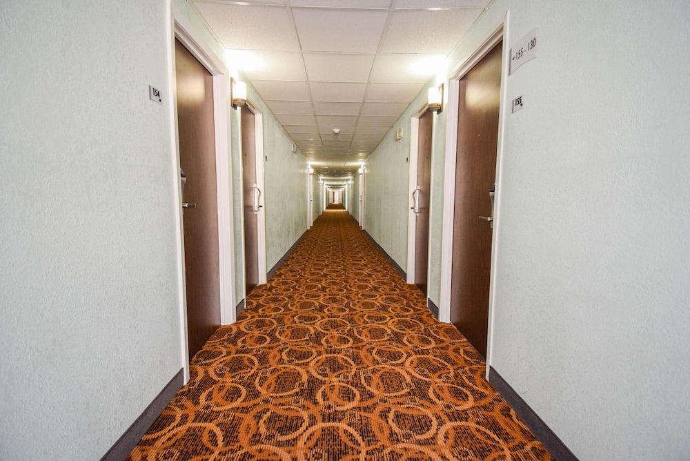 Quality Inn & Suites Sulphur Springs - photo 67