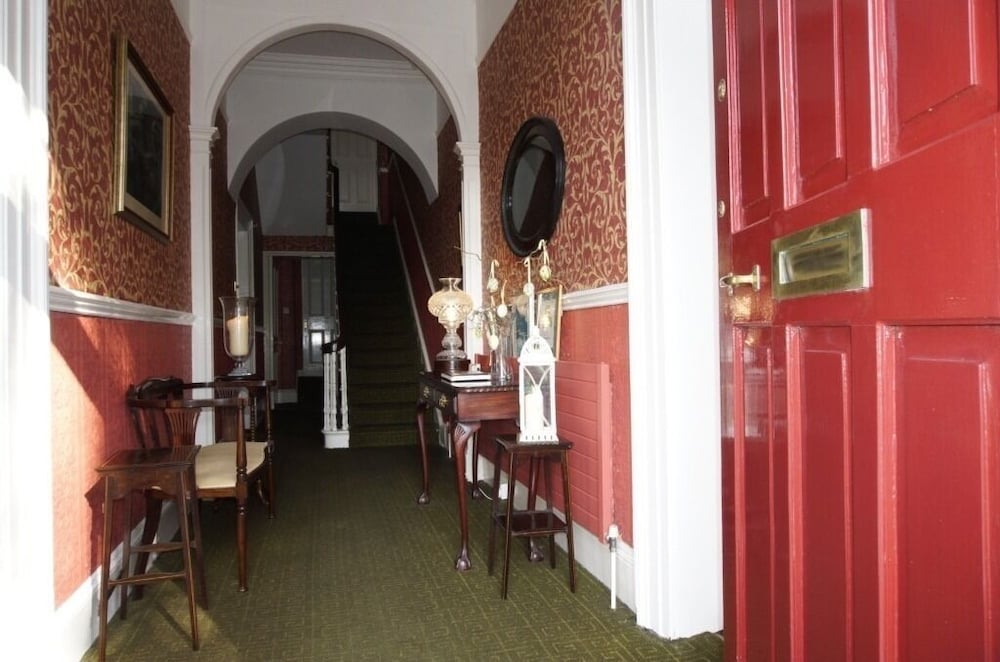 Ivyleigh House