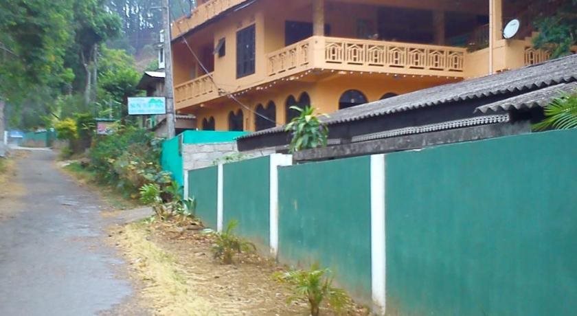 Sun Top Inn - carbon neutral hotel in Ella Town
