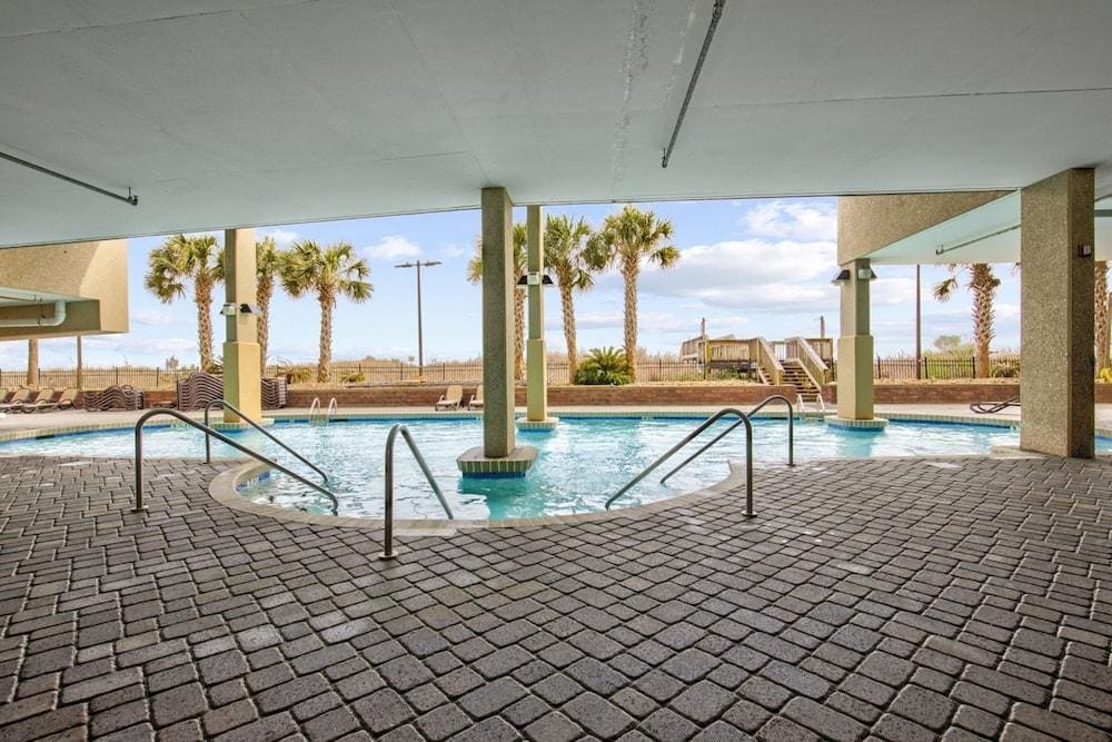Ocean View Bahama Sands Stunning Resort - photo 24