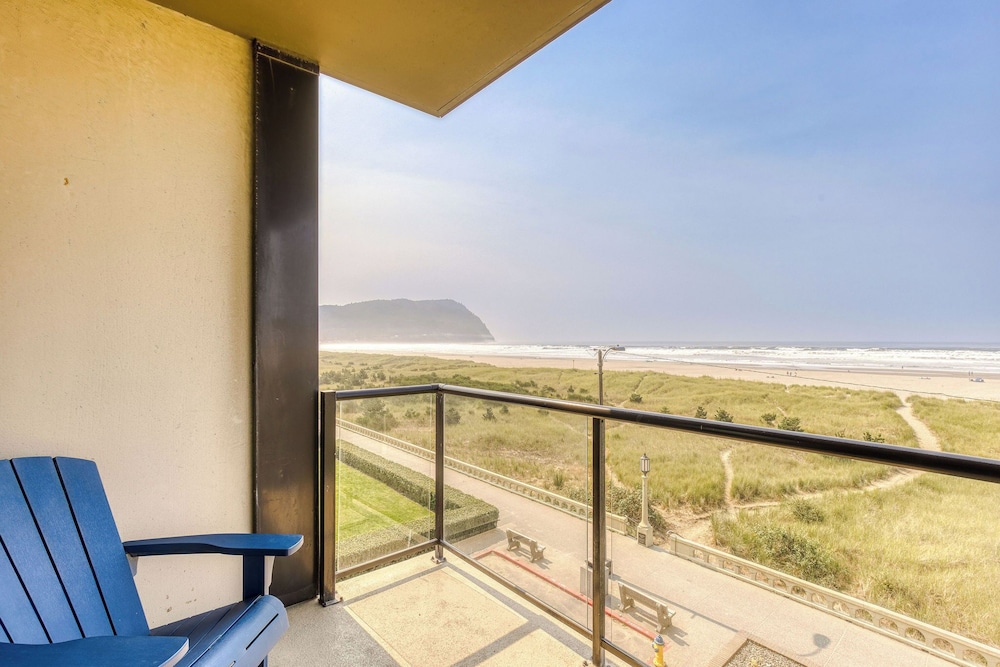 Sand & Sea Resort Condominiums - photo 995