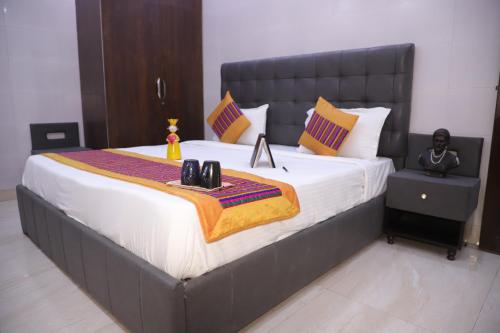 Divine India Service Apartment 1Bhk L 36B Saket — 4-Star Luxury Hotel in New Delhi, India