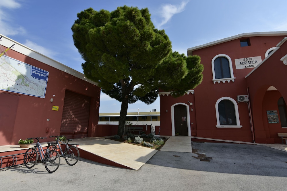 Traiana Bed & Bike — hotel in Ostuni