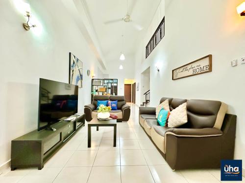 Boho Bliss. Taman Molek @ 4 Bed 2 Bath Near Jusco Tebrau in Johor Bahru, Malaysia