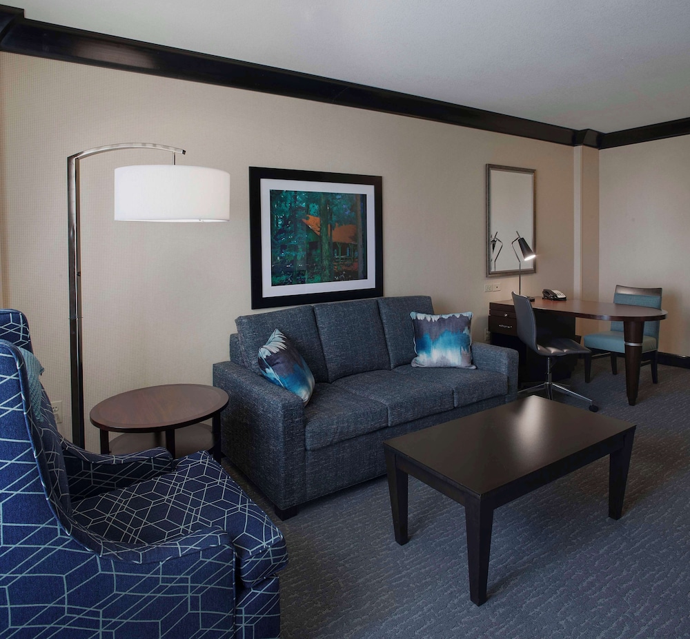 DoubleTree Suites by Hilton Bentonville - photo 20
