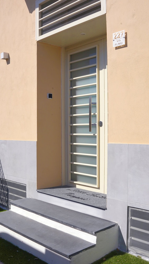 Little Suites Pompeii — Torre Annunziata