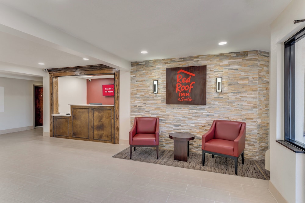 Red Roof Inn & Suites Newport Middletown RI - photo 9