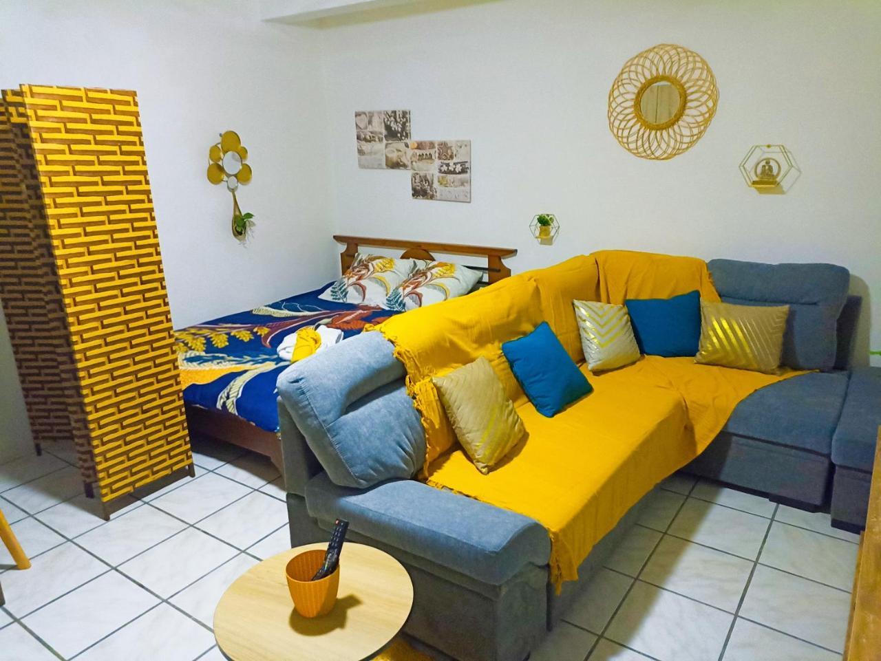 Chez Thierry et Alexandra — 4-Star Luxury Hotel in Saint-Pierre, Réunion