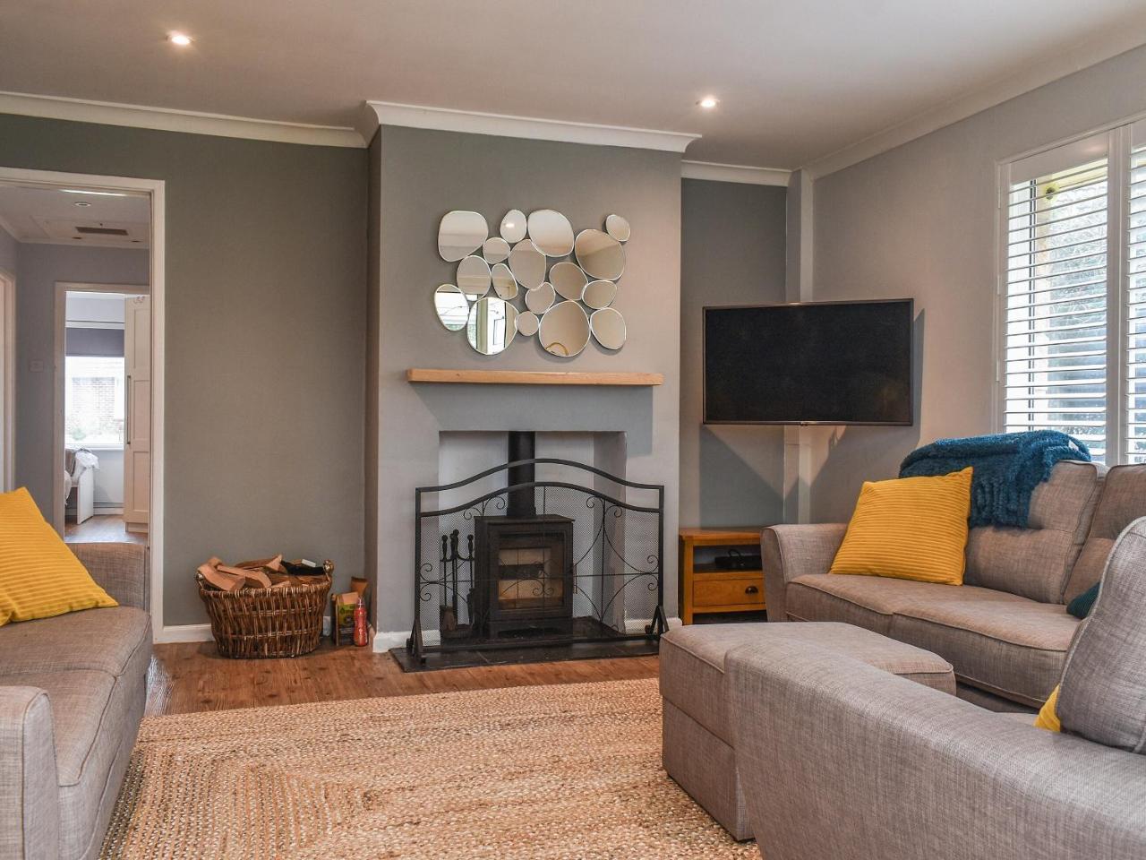 Yaverland Beach House — 4-Star Luxury Hotel in Sandown, United Kingdom