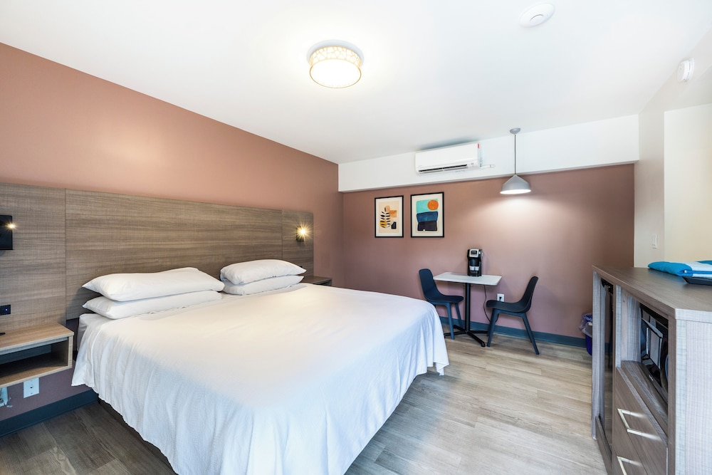 Rolo Beach Hotel - photo 81
