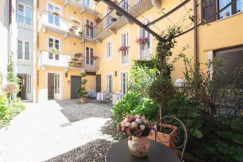 Antico Borgo B&B Cannobio — 4-Star Luxury Hotel in Cannobio, Italy