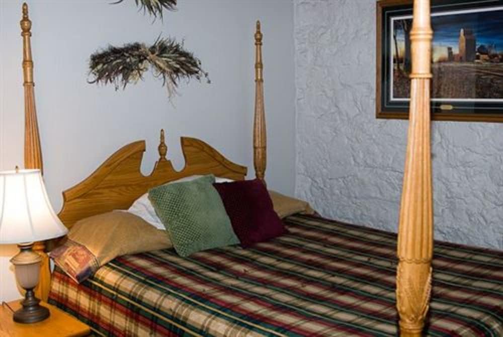 Stone Mill Hotel & Suites - photo 108
