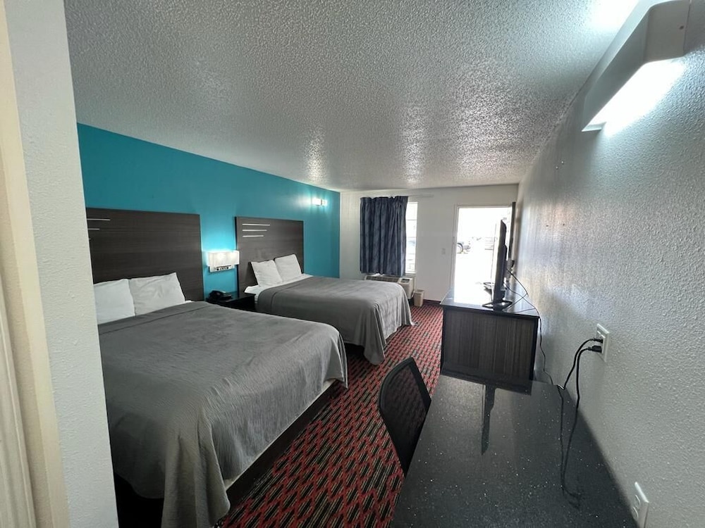 Key West Inn - photo 7