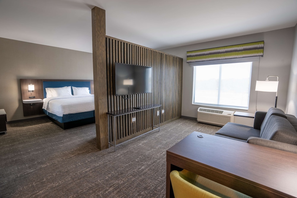 Hampton Inn by Hilton Huntley Chicago - photo 14