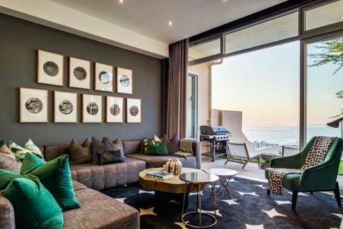 Belle View Villa in Green Point