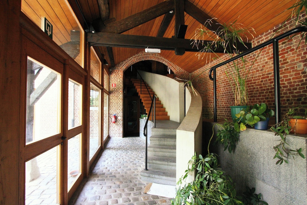 Mansion With Pool Neblon — Ouffet — photo 3