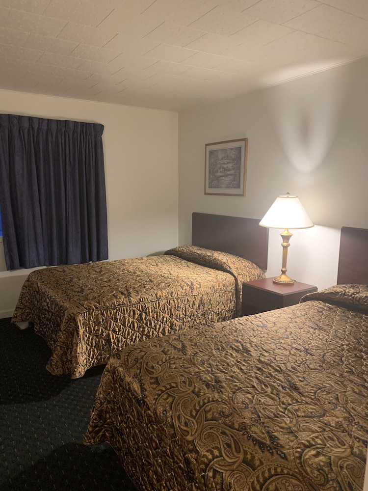 Monticello Inn - photo 8