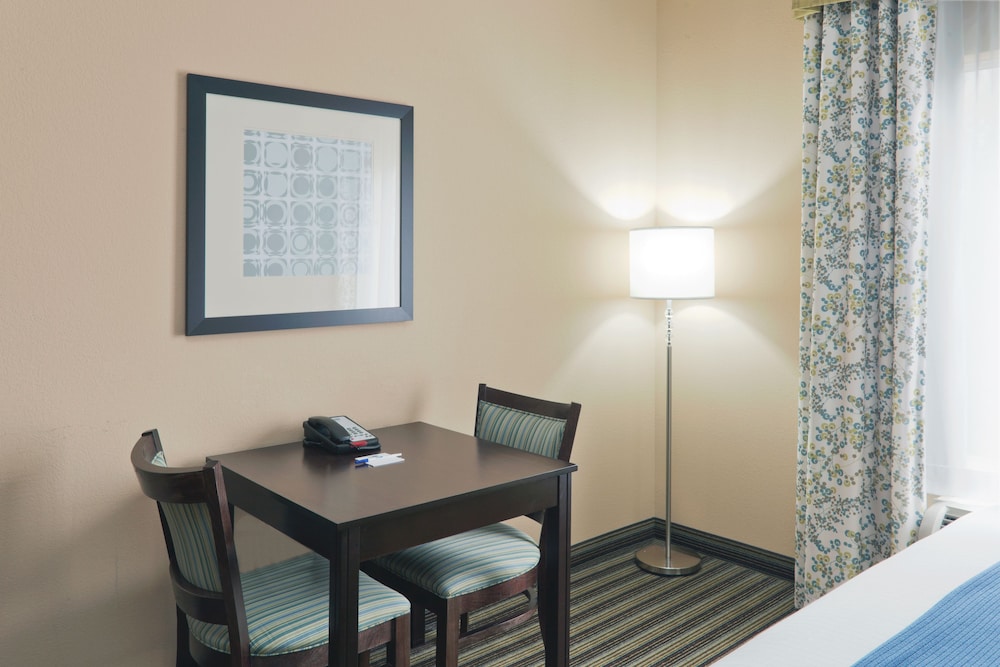 Holiday Inn Express Columbia by IHG - photo 13